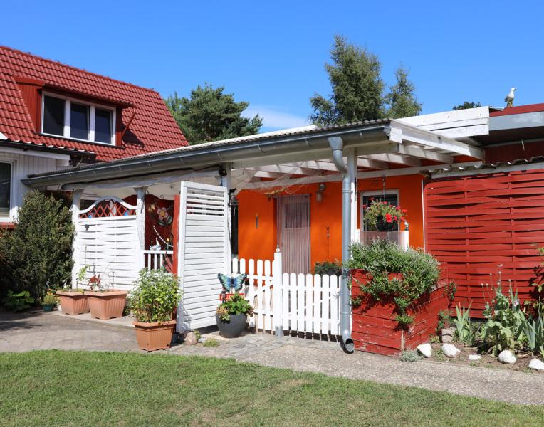 Ferienwohnung Fuhlendorf Ferienwohnung „Zur Sonne“ - Ostsee-Urlaub in der Region Ribnitz-Barth-Umgebung
