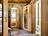 oberer Flur mit Dielenschrank