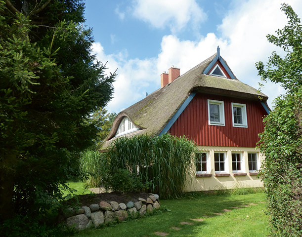 Ferienhaushälfte Born a. Darß FHH Am Rosengang-West - Ostsee-Urlaub in der Region Fischland-Darß-Zingst