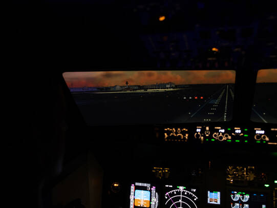 Flugsimulator Rostock - Nachtanflug / Landung