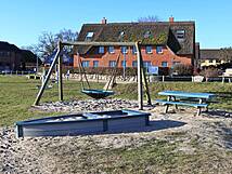 Spielplatz Alt Reddevitz / Mönchgut auf Rügen