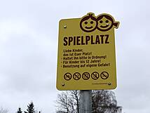 Heidespielplatz Baabe - Spielplatzschild