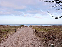 Baabe Strandzugang 16 (Aufnahme im Februar)