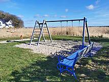 Klein Zicker Spielplatz - Schaukeln