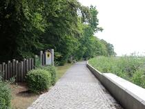 Lauterbach / Rügen - Pfad der Muße und Erkenntnis: Stein