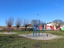 Spielplatz Thiessow, An der Feuerwehr