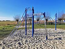 Spielplatz Thiessow, An der Feuerwehr - Klettergerüst