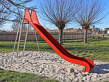 Spielplatz Thiessow, An der Feuerwehr - Rutsche