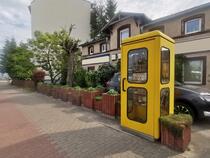 Bücherzelle in Stralsund / Ecke Richtenberger Chaussee / Rostocker Chaussee