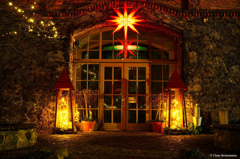 Traditioneller Adventsmarkt in der Bollewicker Scheune