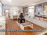 Fritz-Reuter-Literaturmuseum - Blick in die Schaubibliothek