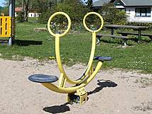 Spielplatz Ahrenshagen-Daskow - Wippe