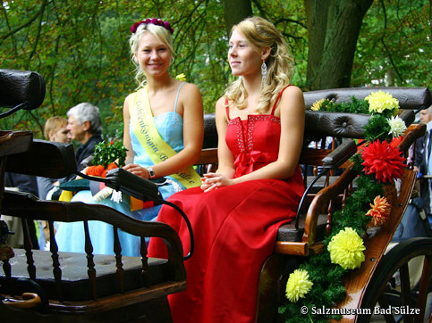 Dahlienfest in Bad Sülze - Dahlienkönigin