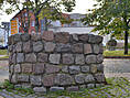 Feldsteinbrunnen in der Nizzestraße / Am Bleichberg in Ribnitz