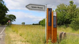 Historischer Rundgang Damgarten - Stele Flughafen Pütnitz