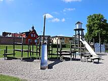 Spielplatz am Ribnitzer Hafen - Rutschen
