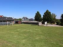 Spielplatz Damgarten, Herderstraße - Fußballplatz