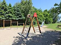 Spielplatz Ribnitz-Damgarten Langendamm - Kletternetz, Kletterstangen, Reckstangen