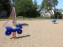 Spielplatz Ribnitz Mittelweg - Federwippen