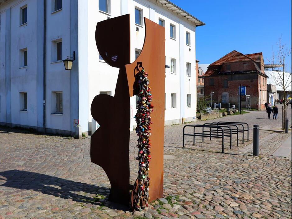 Liebesschloesser in Stralsund Hafeninsel