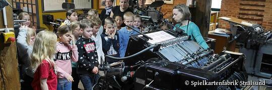 Spielkartenfabrik Stralsund - Führung Original Heidelberger Zylinder (OHZ)