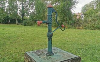 Naturpfad NSG Kormorankolonie Niederhagen - alte Schwengelpunpe