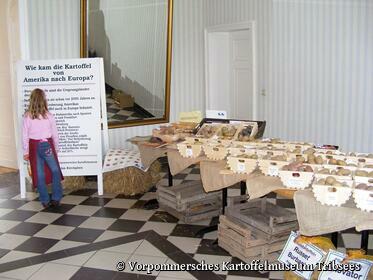 Sortenpräsentation beim Kartoffelfest in Semlow 2009