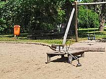 Kinderspielplatz in Starkow - Bagger