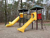 Spielplatz Boltenhagen, am Regenbogencamp - Spieltürme