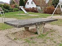 Spielplatz Boltenhagen Ortsteil Tarnewitz – Tischtennisplatte