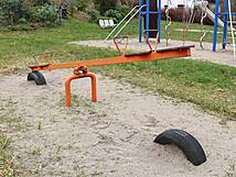 Spielplatz Boltenhagen Ortsteil Tarnewitz – Wippe