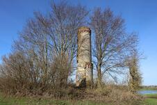 Mäuseturm zwischen Stellshagen und Schloss Bothmer