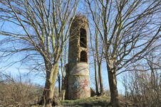Mäuseturm zwischen Stellshagen und Schloss Bothmer