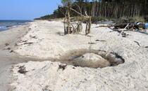 Sandburg am Darßer Weststrand
