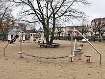 Ahlbeck: Spielplatz »Am Hauptturm« - Wackel-Parcours