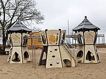 Ahlbeck: Spielplatz »Am Hauptturm« - Spielturm 