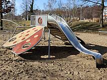 Mehrgenerationenspielplatz in Kölpinsee - Schmetterling