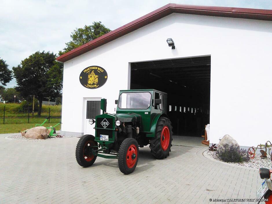 Museen Insel Usedom: Museum TRAKTOREN WELT USEDOM