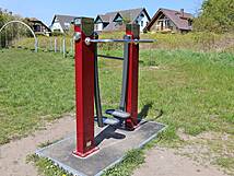 Spielplatz Zempin Hafen - Calisthenics-Sportgerät - Gehen / Walking