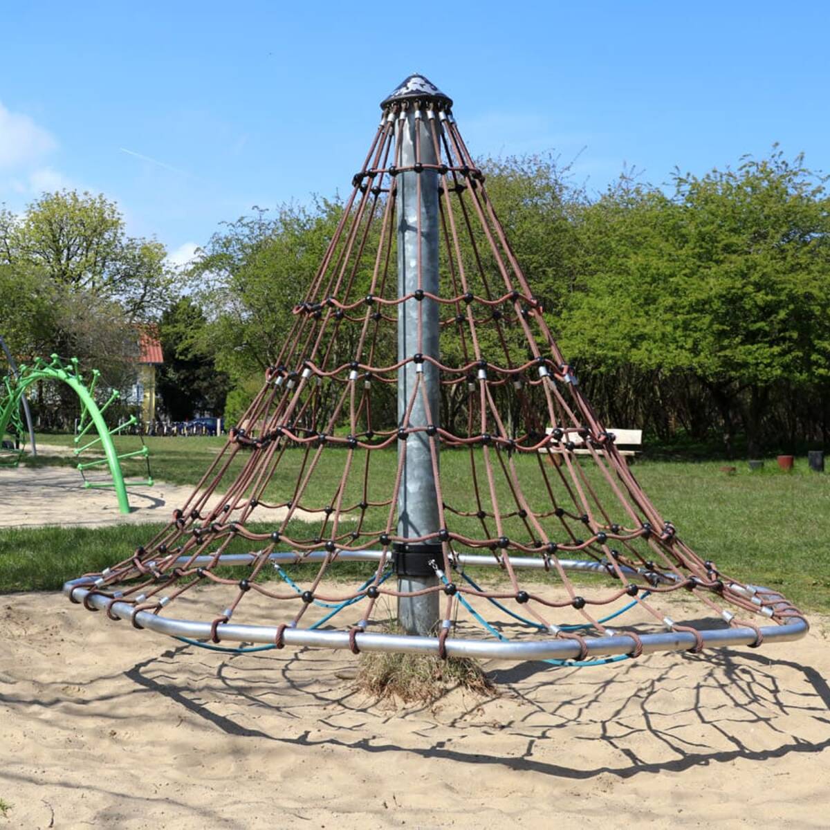 Spielplatz Zempin Hafen - Kletterpyramide