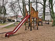 Kinderspielplatz Drachenburg Zinnowitz - Turm mit Rutsche