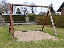 Kinderspielplatz »DDR 25« Zinnowitz - Schaukeln