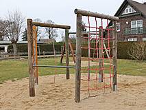 Kinderspielplatz »DDR 25« Zinnowitz - Klettergerüst