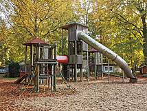 Spielplatz Graal-Müritz - Campingplatz - großer Spielturm