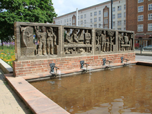 Brunnen &quot;Menschen am Wasser&quot;