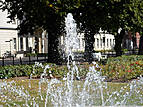 Brunnen im Rosengarten