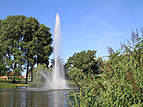 Fontäne auf dem Schwanenteich in Rostock Reutershagen