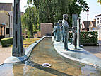 Rostock-Warnemünde: Brunnen "Warnminner Ümgang"