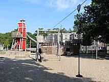 Spielplatz Strandresort Markgrafenheide - Seilrutsche