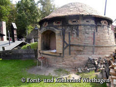 Forst- und Köhlerhof Wiethagen - Teerschwelofen